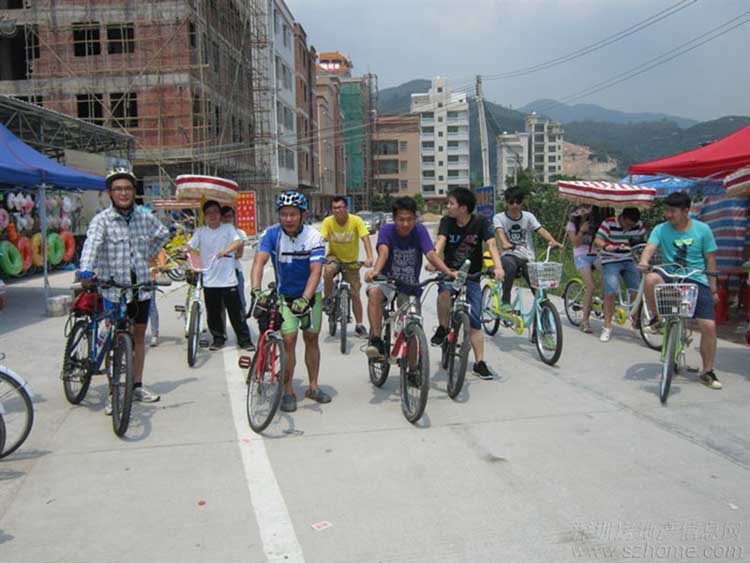 小桂骑行出发.JPG