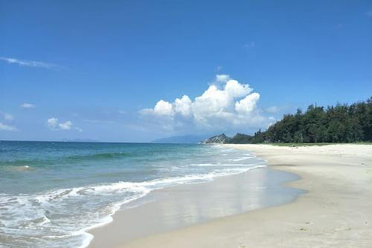 海边行走.jpg