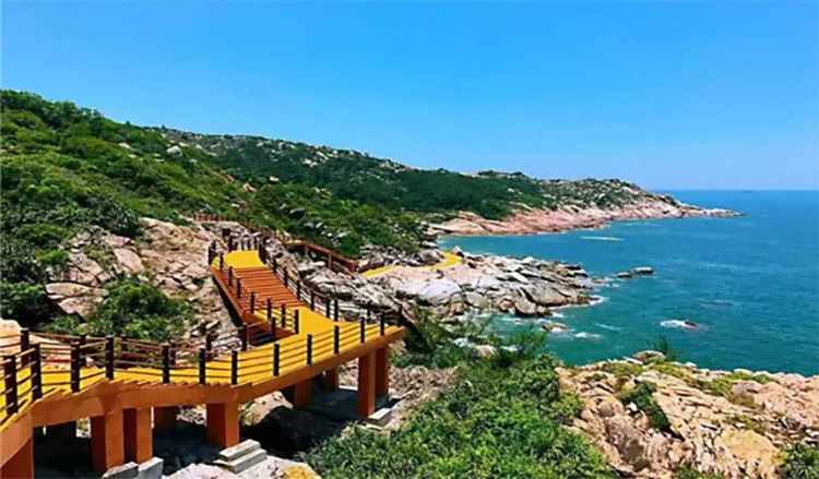 双月湾海龟岛网红栈道01.png